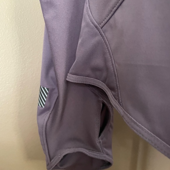 Nike dri-fit running jacket - Picture 6 of 11